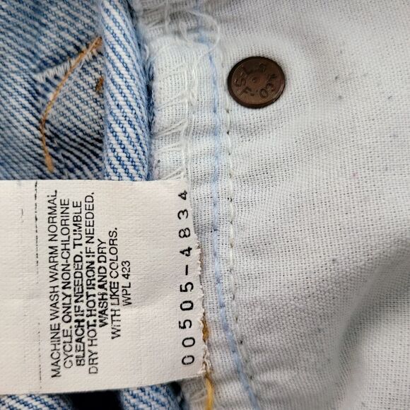 Vintage Levi's 505 Regular Fit Distressed Jeans Size 36 x 32 - Picture 9 of 11